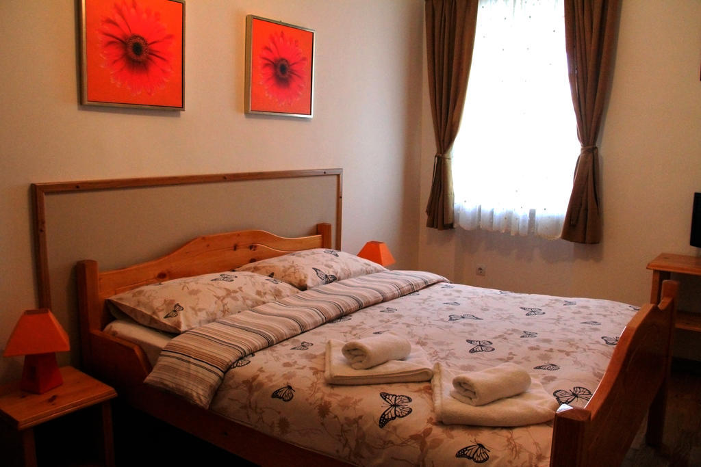 Rooms Su Su 카를로바츠 객실 사진